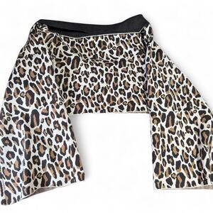 Leopard Print cropped sweater